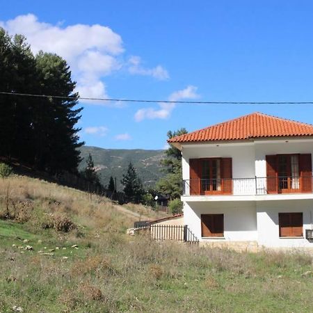 Velia Guesthouse Kalavryta Exteriör bild